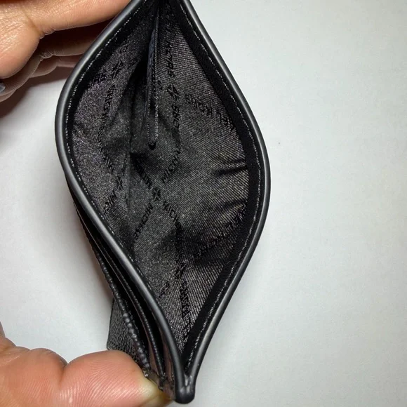 Michael Kors Wallets - Picture 2 of 4